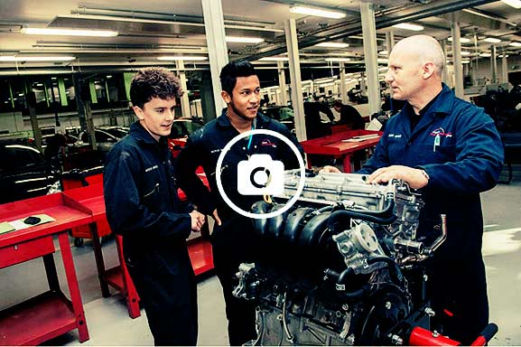 Students have access to a number of different vehicles and parts to ensure they have an all-round knowledge of products in industry